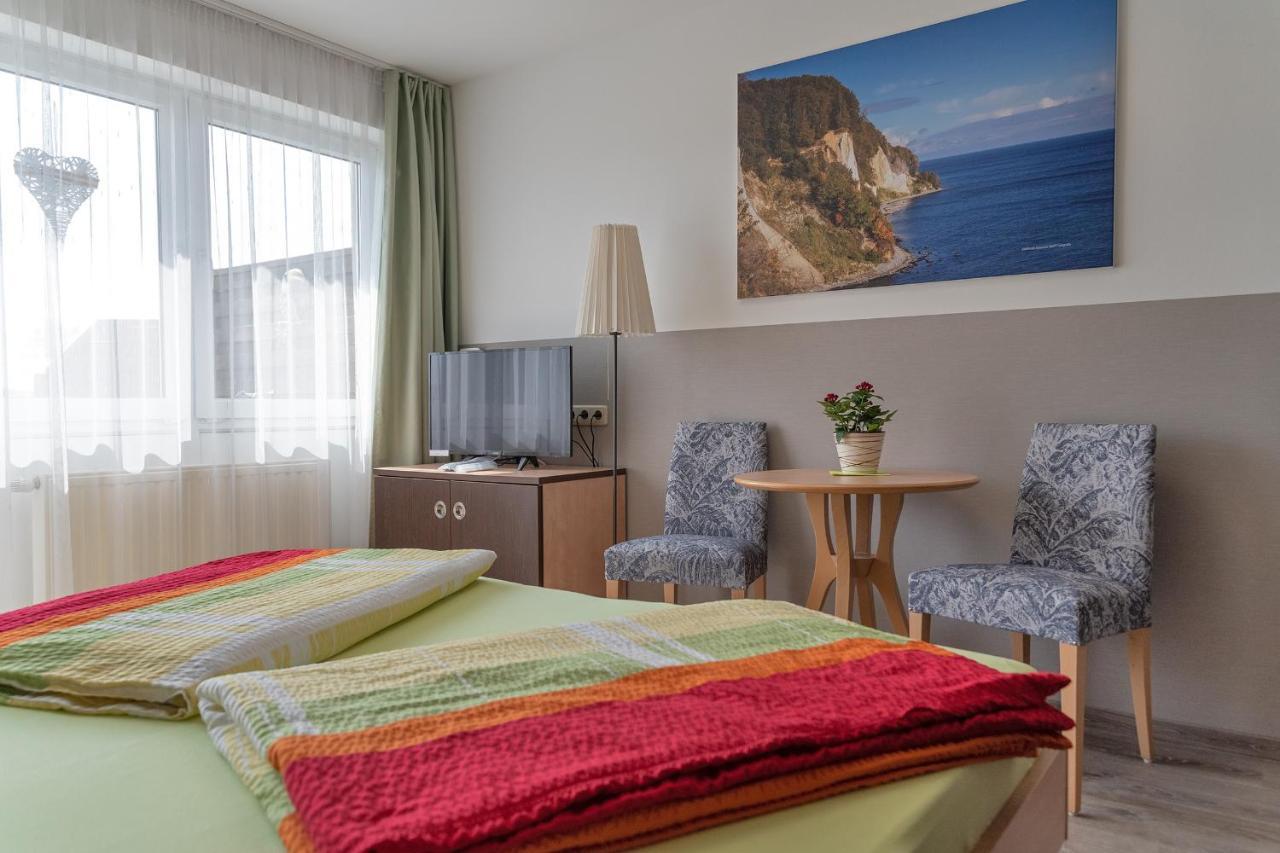 Appartamento Haus Inselperle Mit Blick Auf Den Bodden Alt Reddevitz Esterno foto