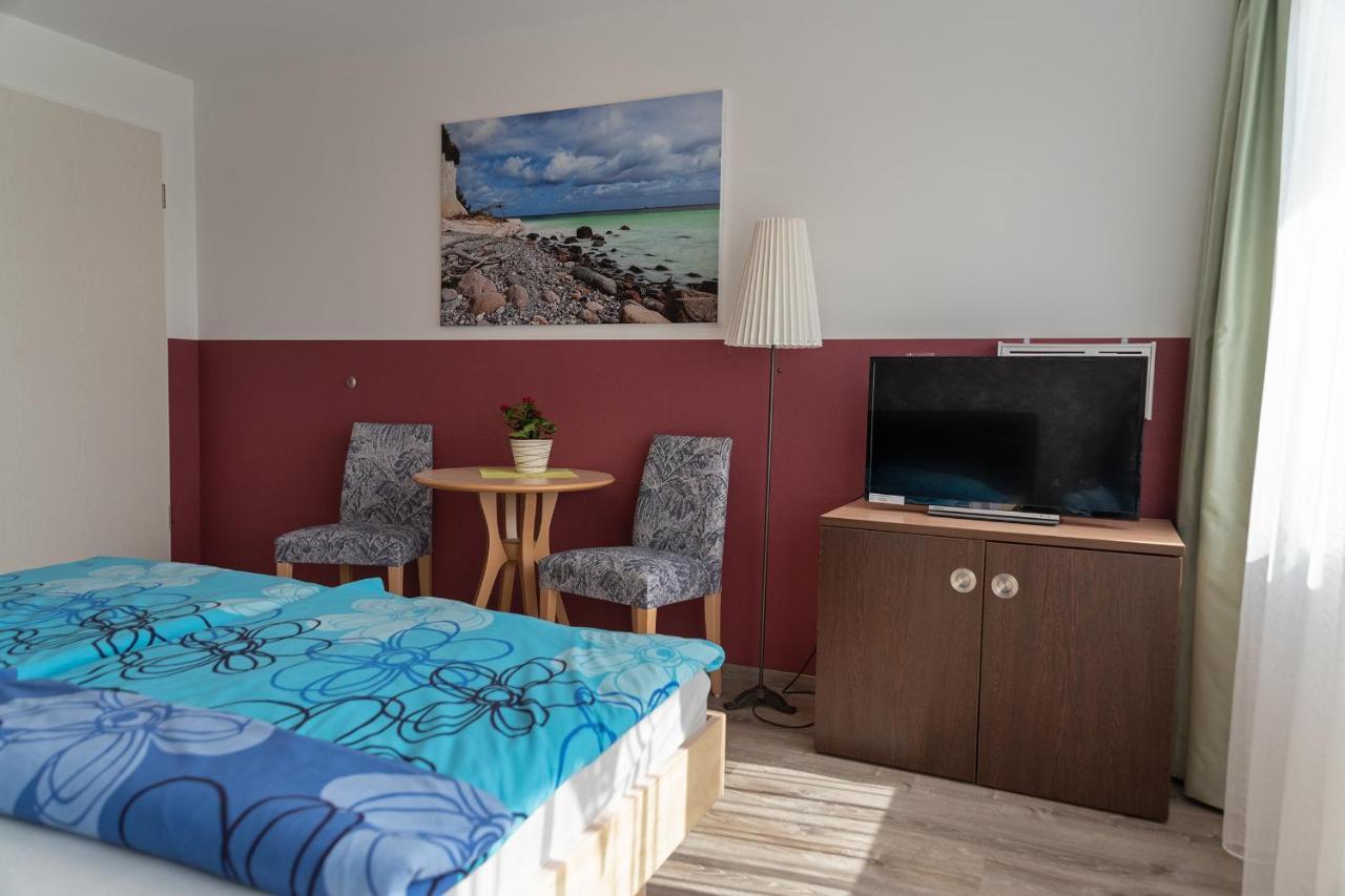 Appartamento Haus Inselperle Mit Blick Auf Den Bodden Alt Reddevitz Esterno foto