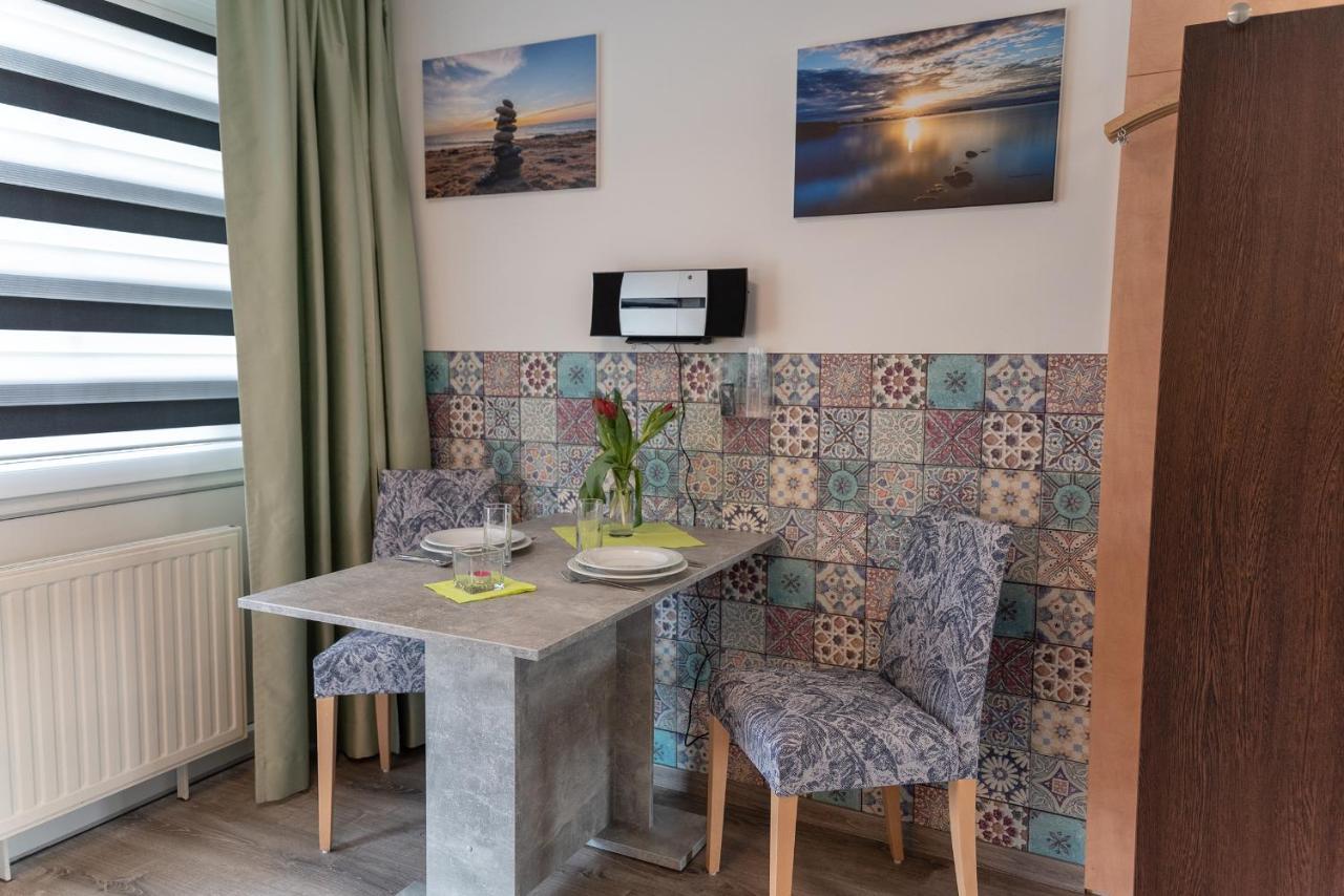 Appartamento Haus Inselperle Mit Blick Auf Den Bodden Alt Reddevitz Esterno foto